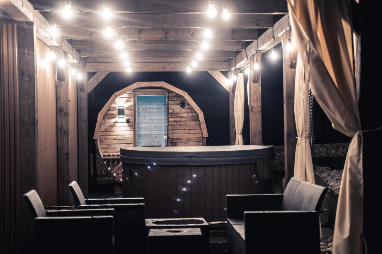 Village Sauna & Jacuzzi & Netflix *