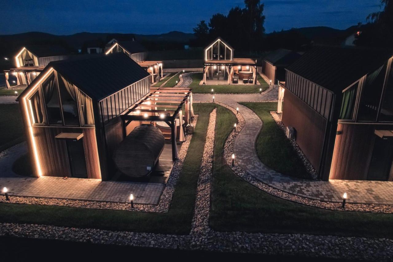 Holiday home Village Sauna & Jacuzzi & Netflix *