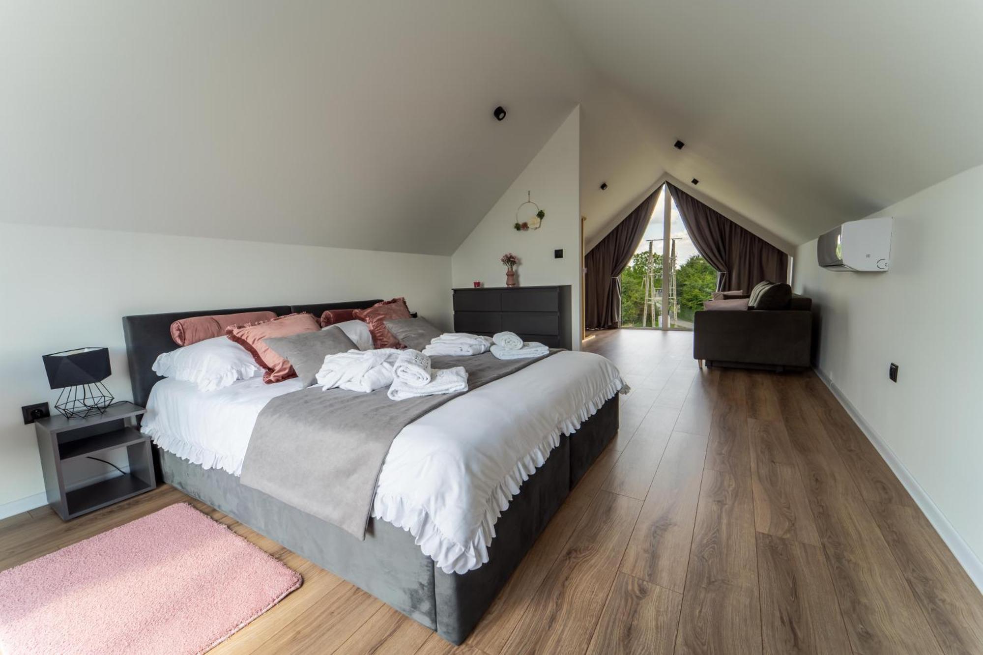 Holiday home Village Sauna & Jacuzzi & Netflix *